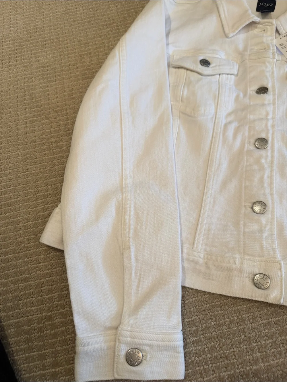 NWT J.Crew White Denim Jacket Women’s Medium Classic Button Front Trucker